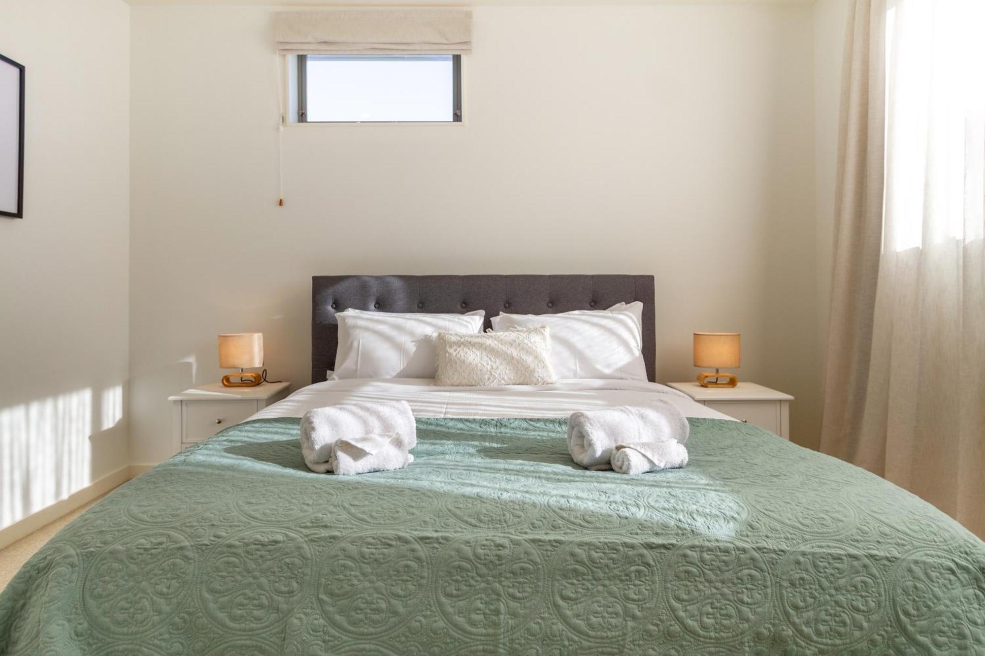 Charming 3 Bedroom Home Near Christchurch City Bagian luar foto